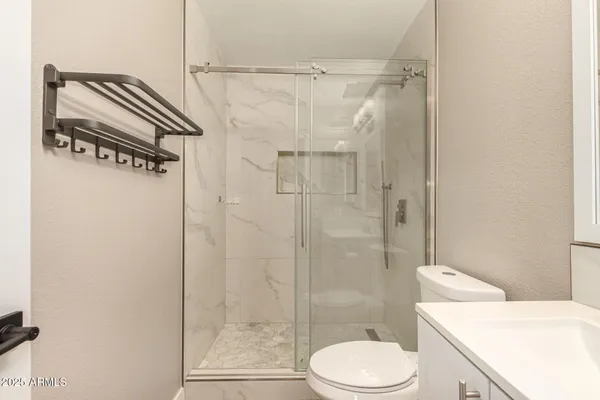 $179,000 | 2633 West Ocotillo Road, Unit 3, Phoenix, AZ 85017