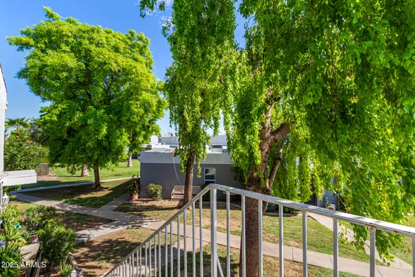 $179,000 | 2633 West Ocotillo Road, Unit 3, Phoenix, AZ 85017