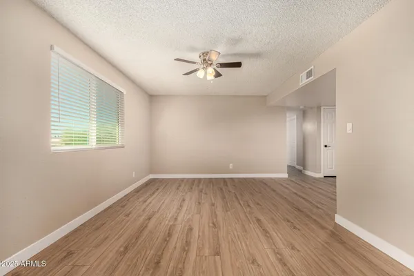 $179,000 | 2633 West Ocotillo Road, Unit 3, Phoenix, AZ 85017
