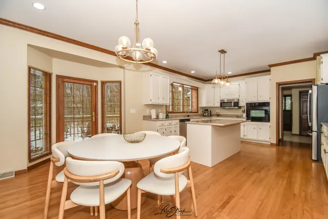 $649,999 | 55 Oak Creek Drive, Yorkville, IL 60560