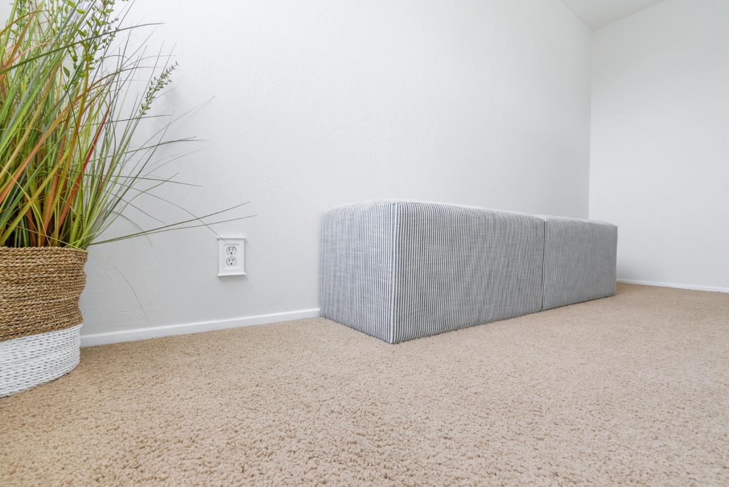 101 Shell Road, Unit 271 Watsonville, CA 95076 - Photo 13 of 43 a view of an empty room