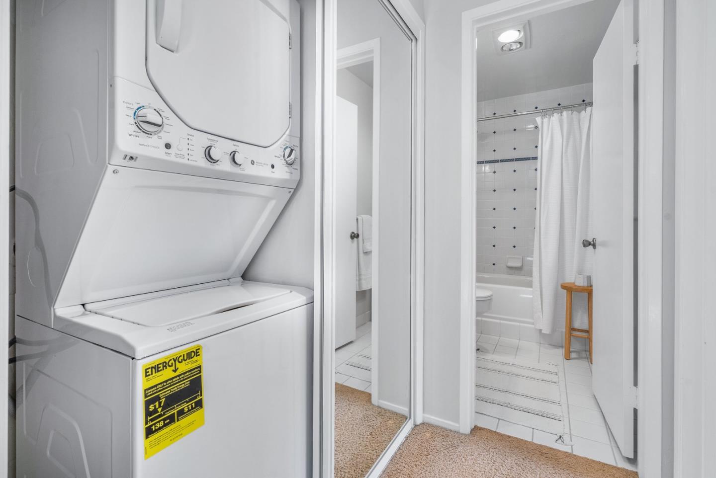 101 Shell Road, Unit 271 Watsonville, CA 95076 - Photo 22 of 43 a utility room with dryer and washer