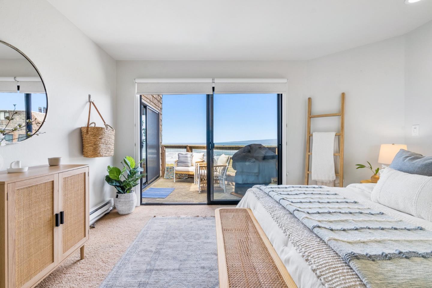 101 Shell Road, Unit 271 Watsonville, CA 95076 - Photo 32 of 43 a bedroom with a large bed and a large window