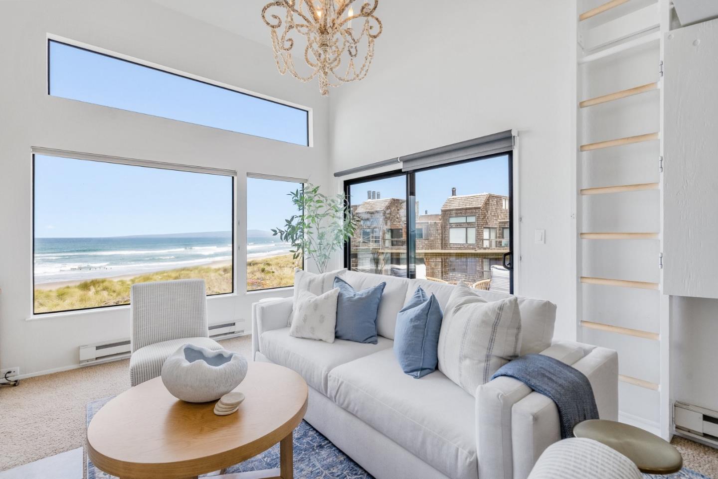 101 Shell Road, Unit 271 Watsonville, CA 95076 - Photo 9 of 43 a living room with furniture and a large window