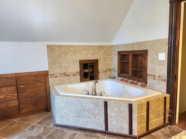 $259,900 | 21 3rd Street East, Ada, MN 56510