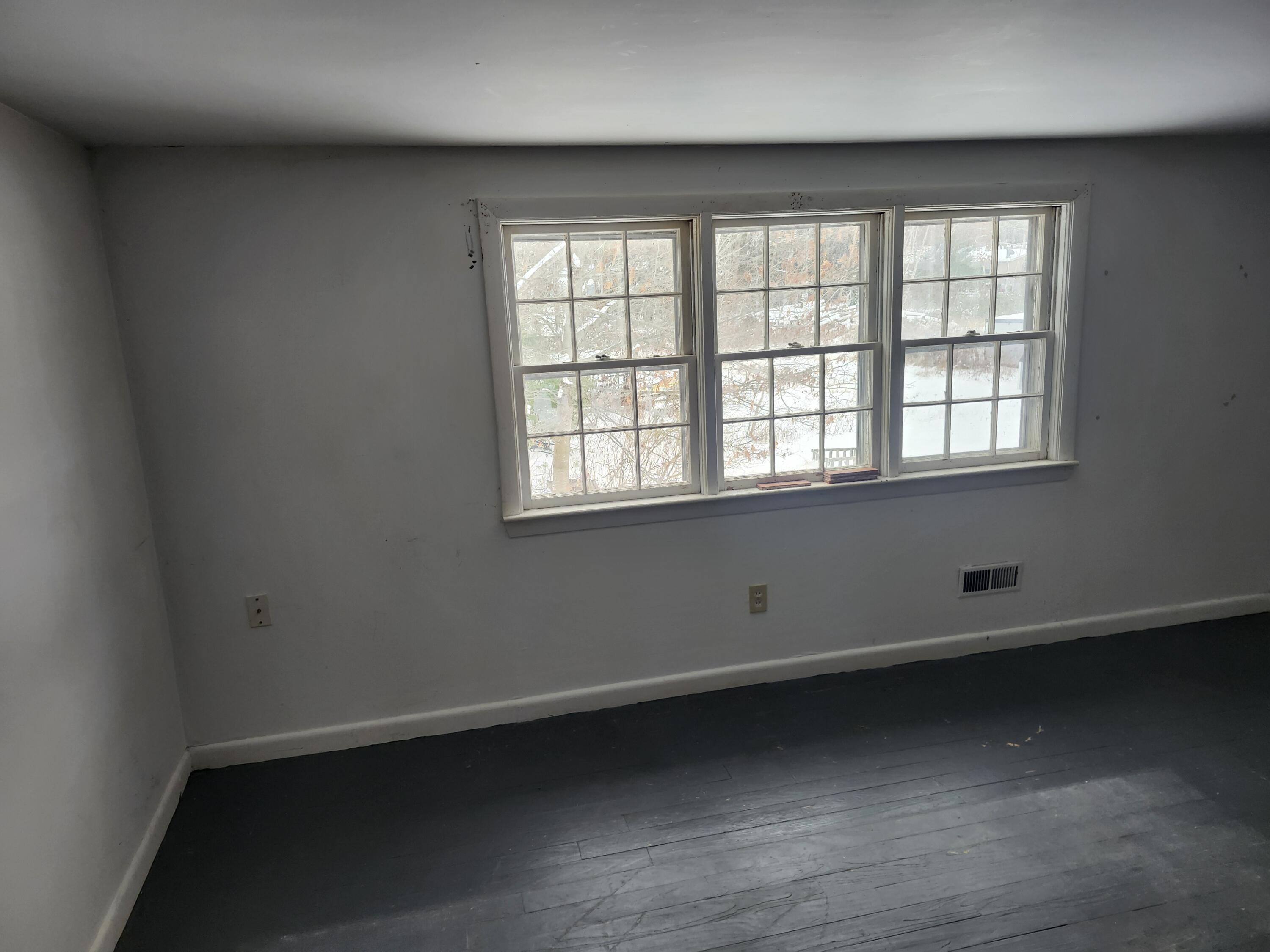 150 Old Bath Road Brunswick, ME 04011 - Photo 13 of 15 20251204_113925