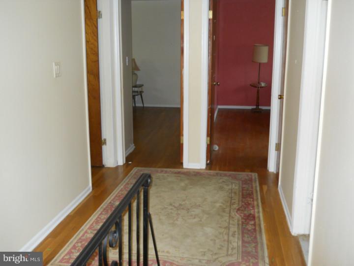 9 Yeger Road West Windsor, NJ 08550 - Photo 6 of 8 Gallery Image 6