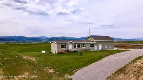 $739,000 | 36 Ruckus Road, Freedom, WY 83120