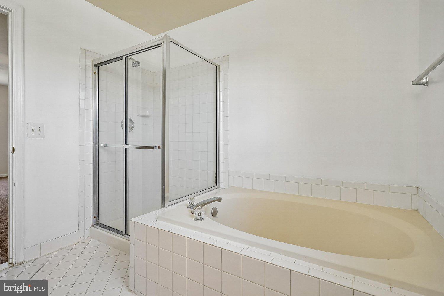14677 Cloverdale Road Woodbridge, VA 22193 - Photo 43 of 72 Primary Bath