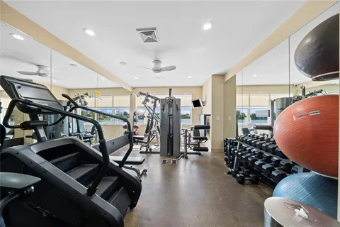 $835,000 | 511 Bayshore Drive, Unit 501, Fort Lauderdale, FL 33304