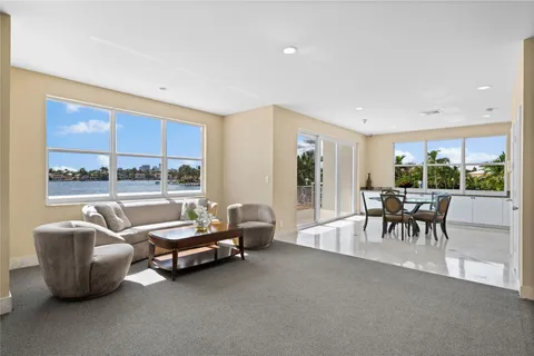 $835,000 | 511 Bayshore Drive, Unit 501, Fort Lauderdale, FL 33304