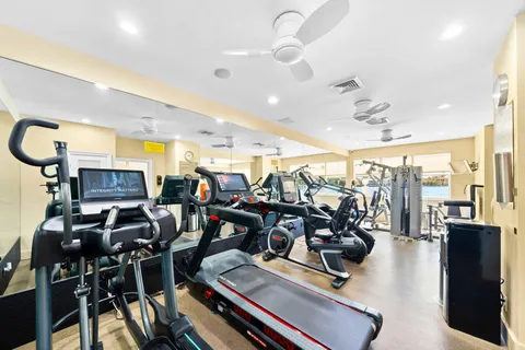 $835,000 | 511 Bayshore Drive, Unit 501, Fort Lauderdale, FL 33304