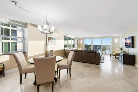 $835,000 | 511 Bayshore Drive, Unit 501, Fort Lauderdale, FL 33304