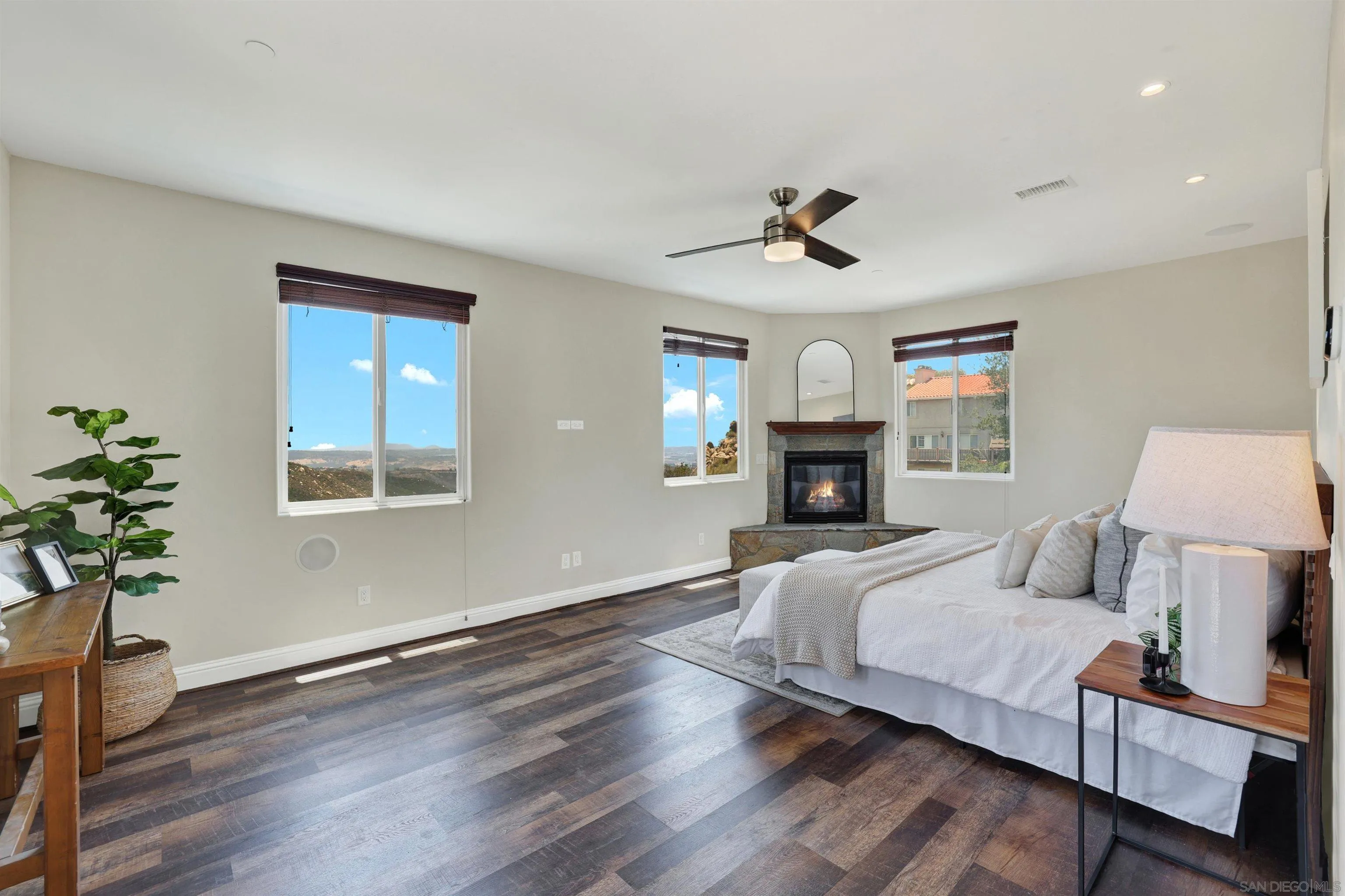 15223 Skyridge Road Poway, CA 92064 - Photo 34 of 75