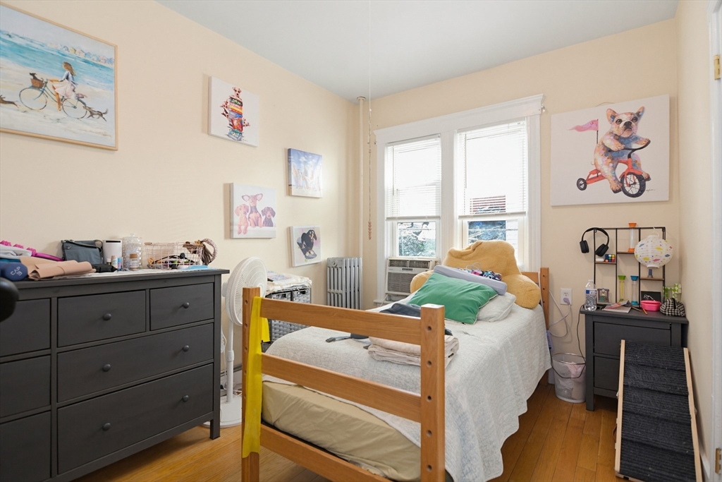 38 Oberlin Street Worcester, MA 01610 - Photo 3 of 34