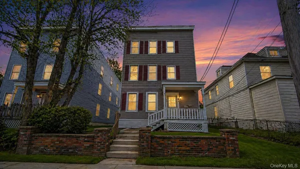 $2,150 | 50 Parker Avenue, Unit 2, Poughkeepsie, NY 12601