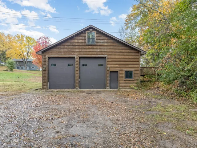 $1,995 | 10085 Scandia Trail North, Forest Lake, MN 55025