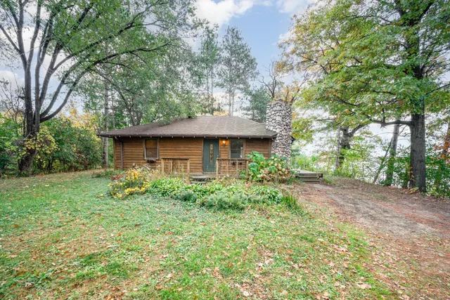 $1,995 | 10085 Scandia Trail North, Forest Lake, MN 55025