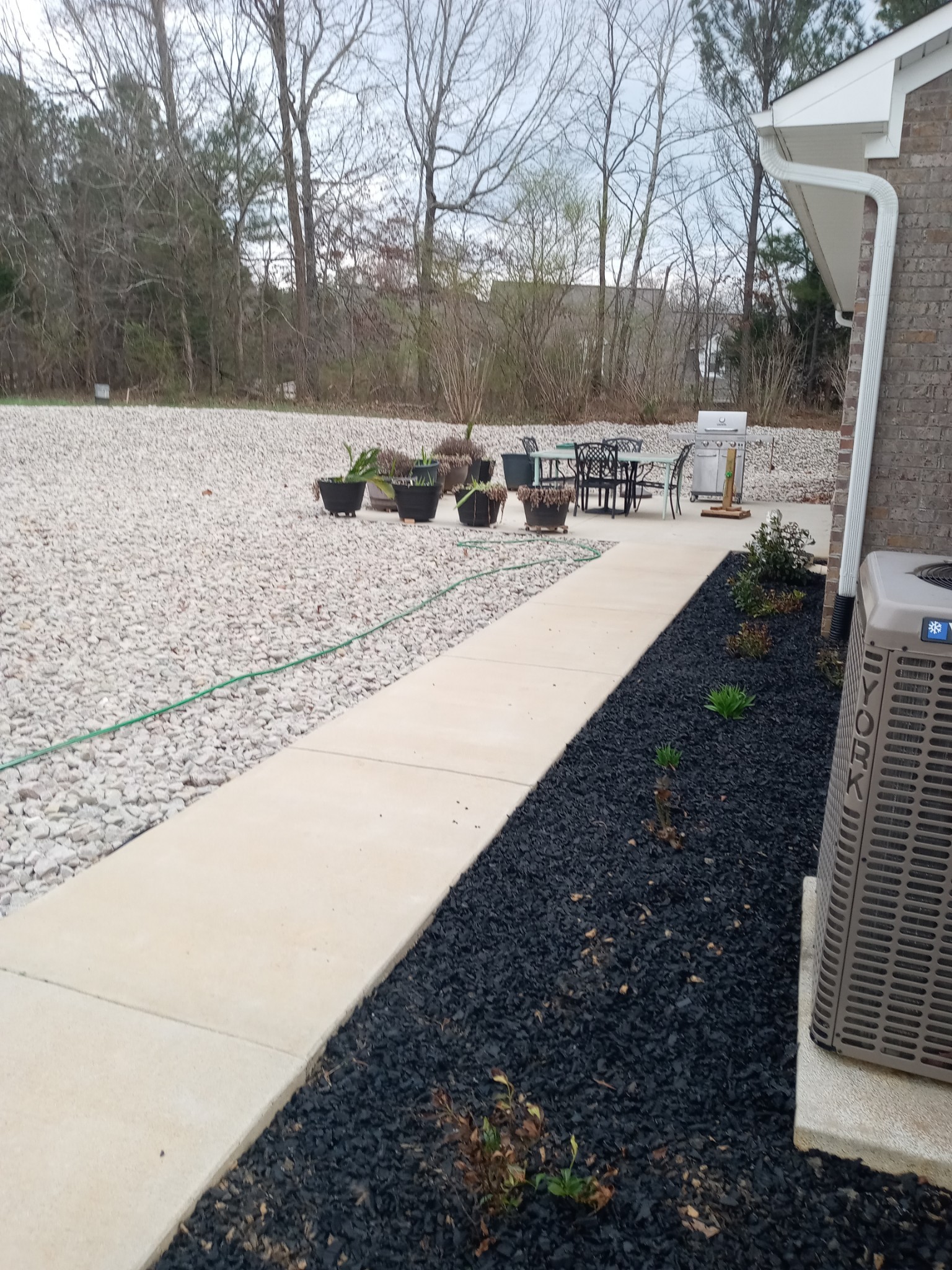 652 Timber Ridge Drive Lexington, TN 38351 - Photo 2 of 28 a view of outdoor space with seating