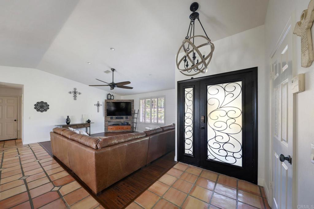 15420 Sierra Grande Road Valley Center, CA 92082 - Photo 5 of 40