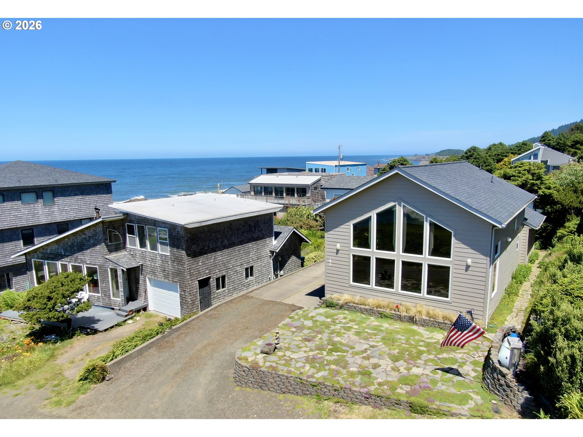 43 Windy Way Yachats, OR 97498 - Photo 4 of 40