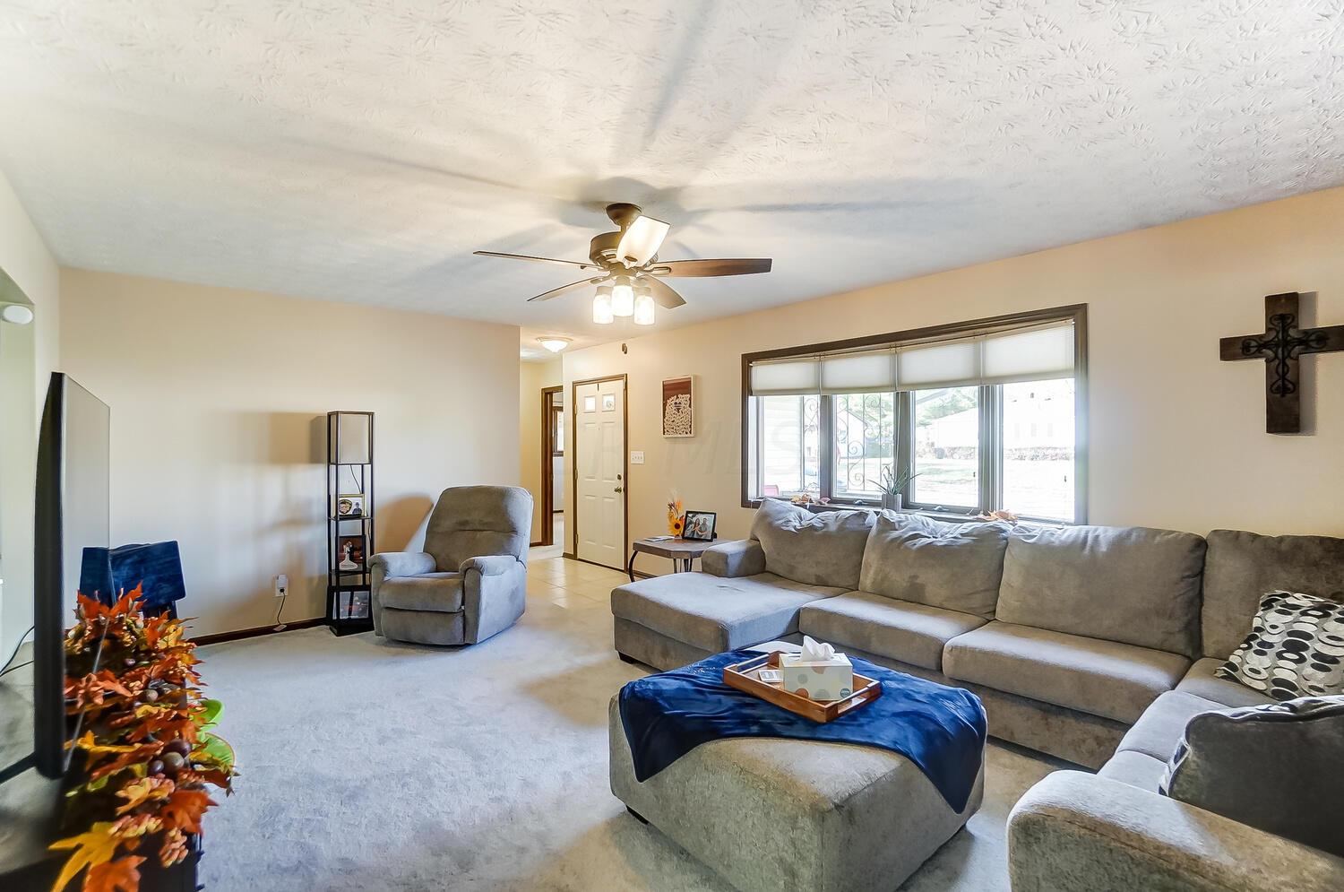 265 Dunbarton Road Columbus, OH 43230 - Photo 5 of 45 Family Room