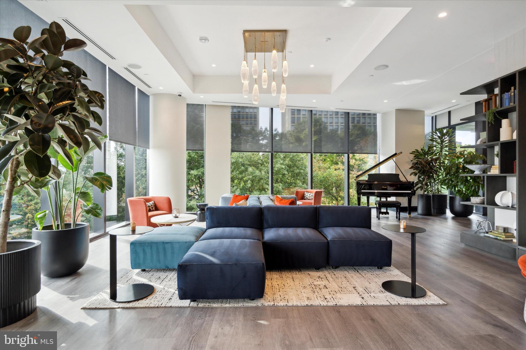 1-5 Dock Street, Unit 1707 Philadelphia, PA 19106 - Photo 27 of 44