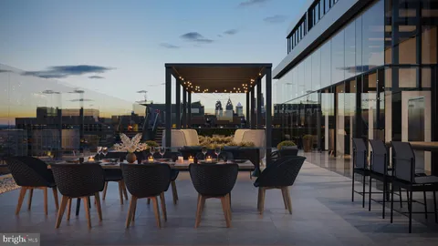 $1,940 | 1-5 Dock Street, Unit 1707, Philadelphia, PA 19106