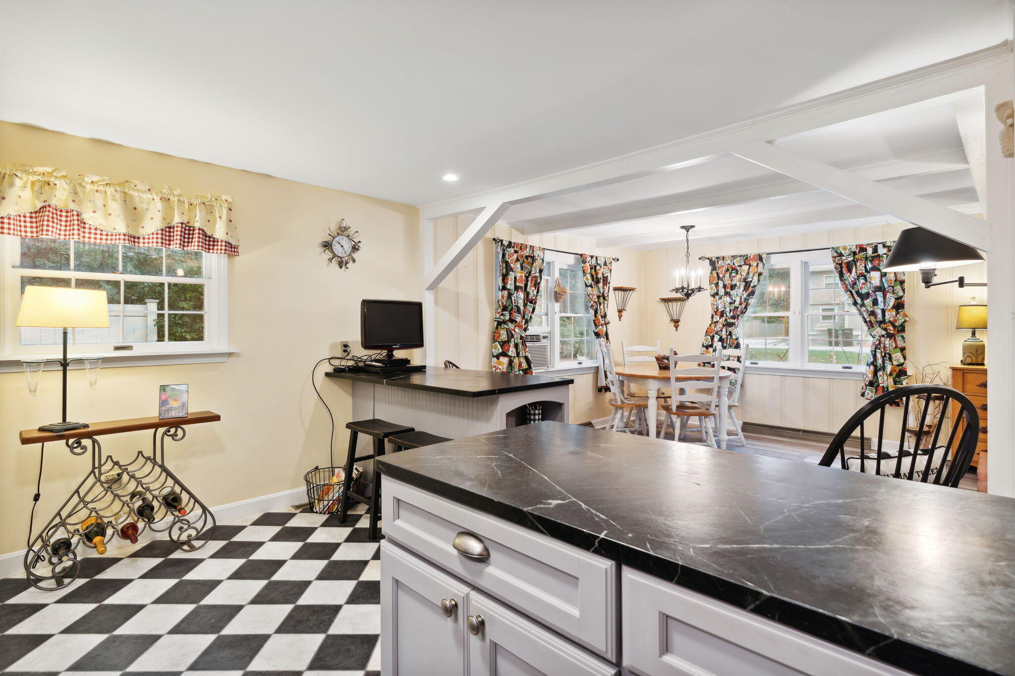149 Sea Road Kennebunk, ME 04043 - Photo 17 of 35 17-web-or-mls-DSC04971