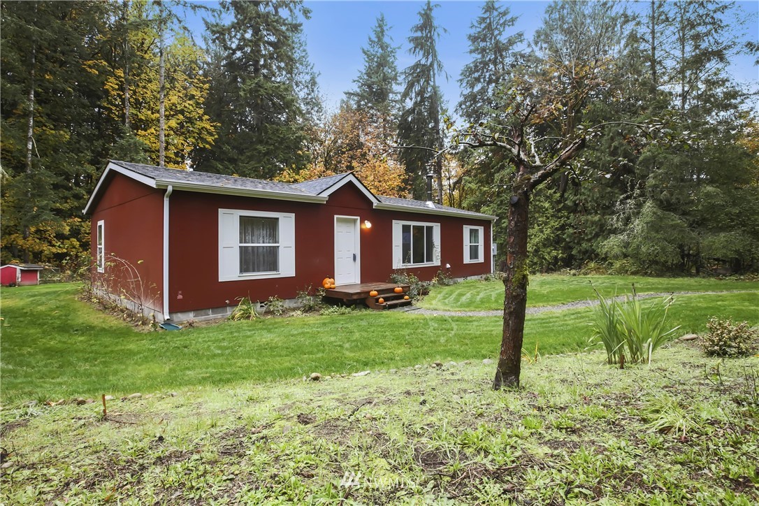 4431 Feigley Road West Port Orchard, WA 98367 - Photo 2 of 25 Gallery Image 2