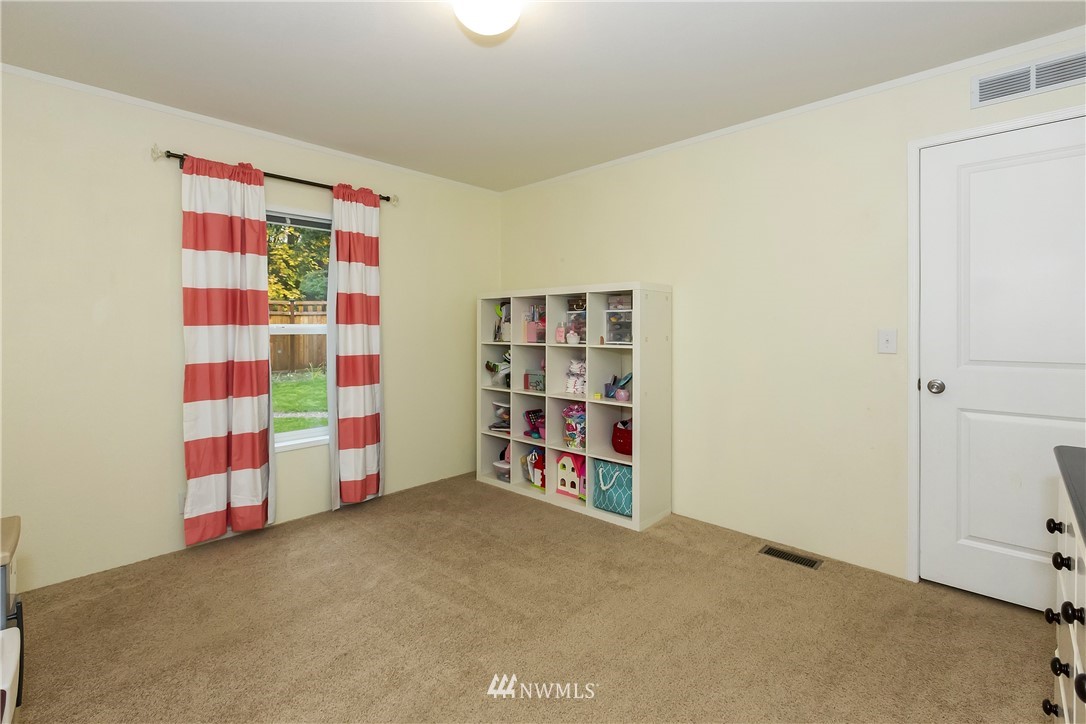 4431 Feigley Road West Port Orchard, WA 98367 - Photo 17 of 25 Gallery Image 17