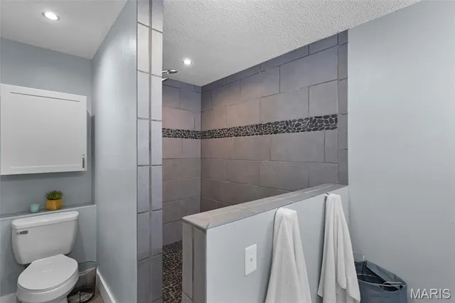 $485,000 | 1366 Biscay Drive, Edwardsville, IL 62025