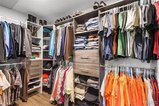 $485,000 | 1366 Biscay Drive, Edwardsville, IL 62025