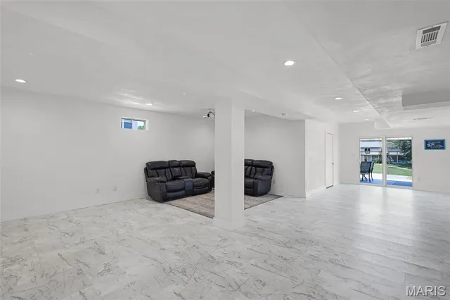 $485,000 | 1366 Biscay Drive, Edwardsville, IL 62025