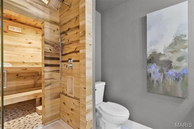 $485,000 | 1366 Biscay Drive, Edwardsville, IL 62025