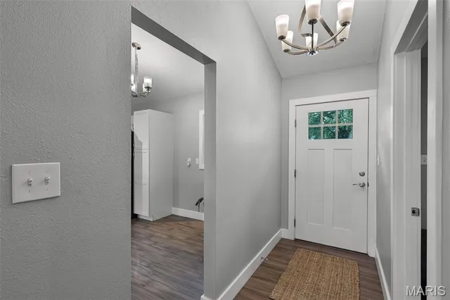 $485,000 | 1366 Biscay Drive, Edwardsville, IL 62025