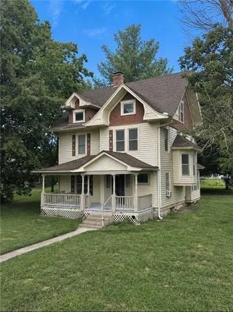 $268,900 | 602 West Walnut Street, Grain Valley, MO 64029