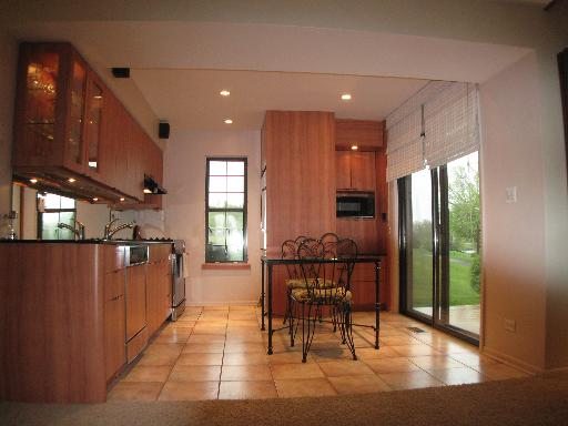 783 Chandler Road Gurnee, IL 60031 - Photo 2 of 16