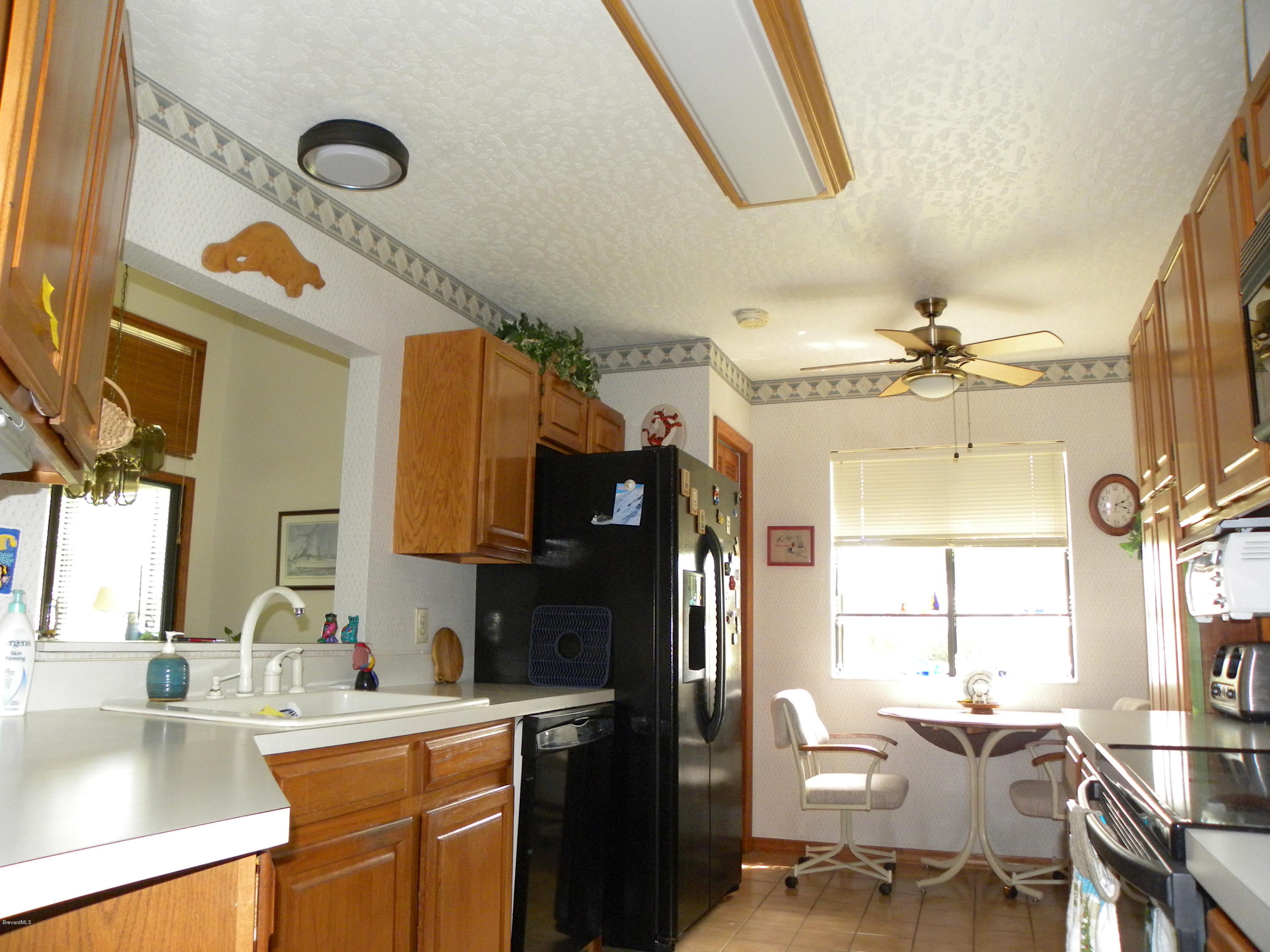 855 Ridge Lake Drive Melbourne, FL 32940 - Photo 6 of 25 DSCN7402.JPG