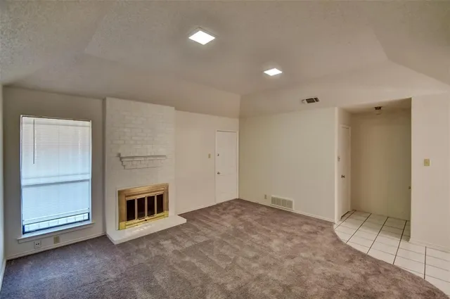 a view of a livingroom with an empty space