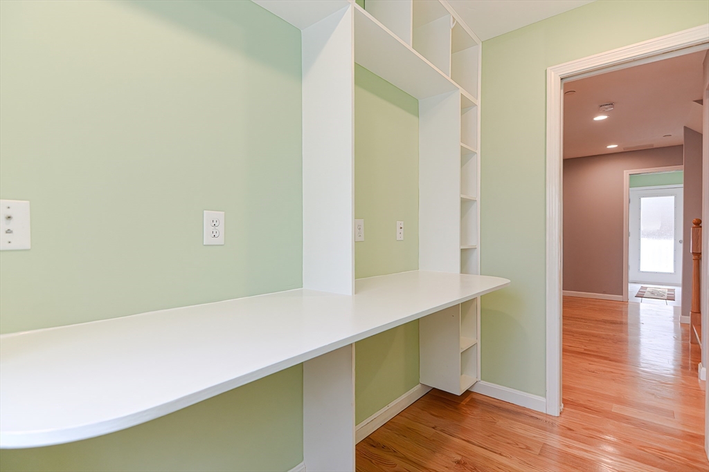 94 Snow Road Haverhill, MA 01832 - Photo 34 of 38 Gallery Image 34