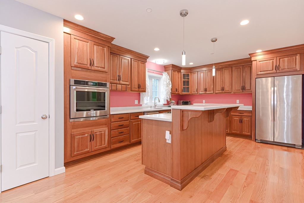 94 Snow Road Haverhill, MA 01832 - Photo 6 of 38 Gallery Image 6