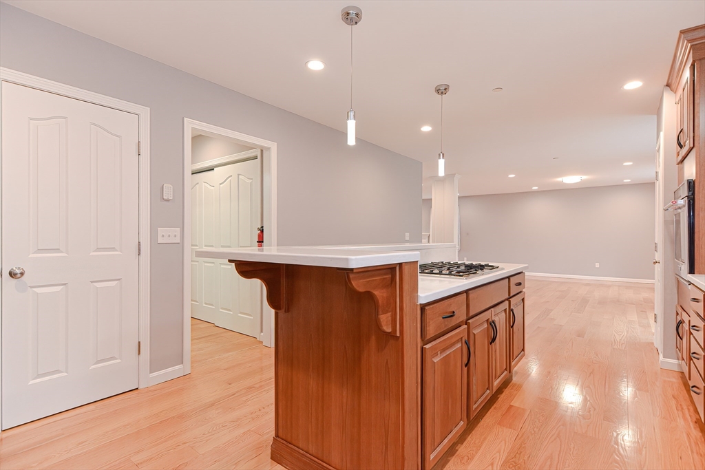 94 Snow Road Haverhill, MA 01832 - Photo 8 of 38 Gallery Image 8