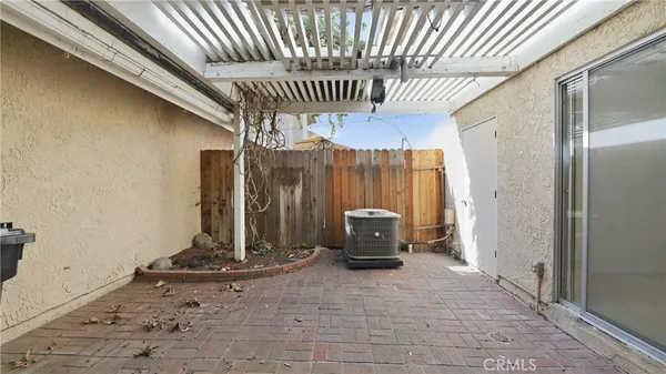 $875,000 | 5810-34 Vía Romero, Yorba Linda, CA 92887