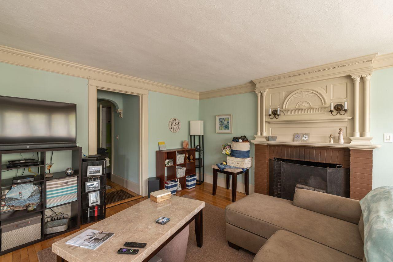 312 Ocean House Road, Unit 1 Cape Elizabeth, ME 04107 - Photo 9 of 35 09_312oceanhouserd_2009_hires
