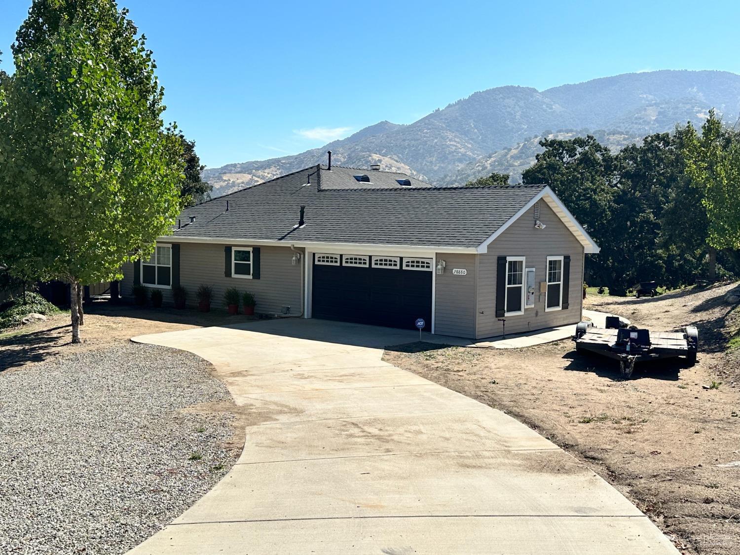 28880 Delaware Drive Tehachapi, CA 93561 - Photo 2 of 48 Gallery Image 2