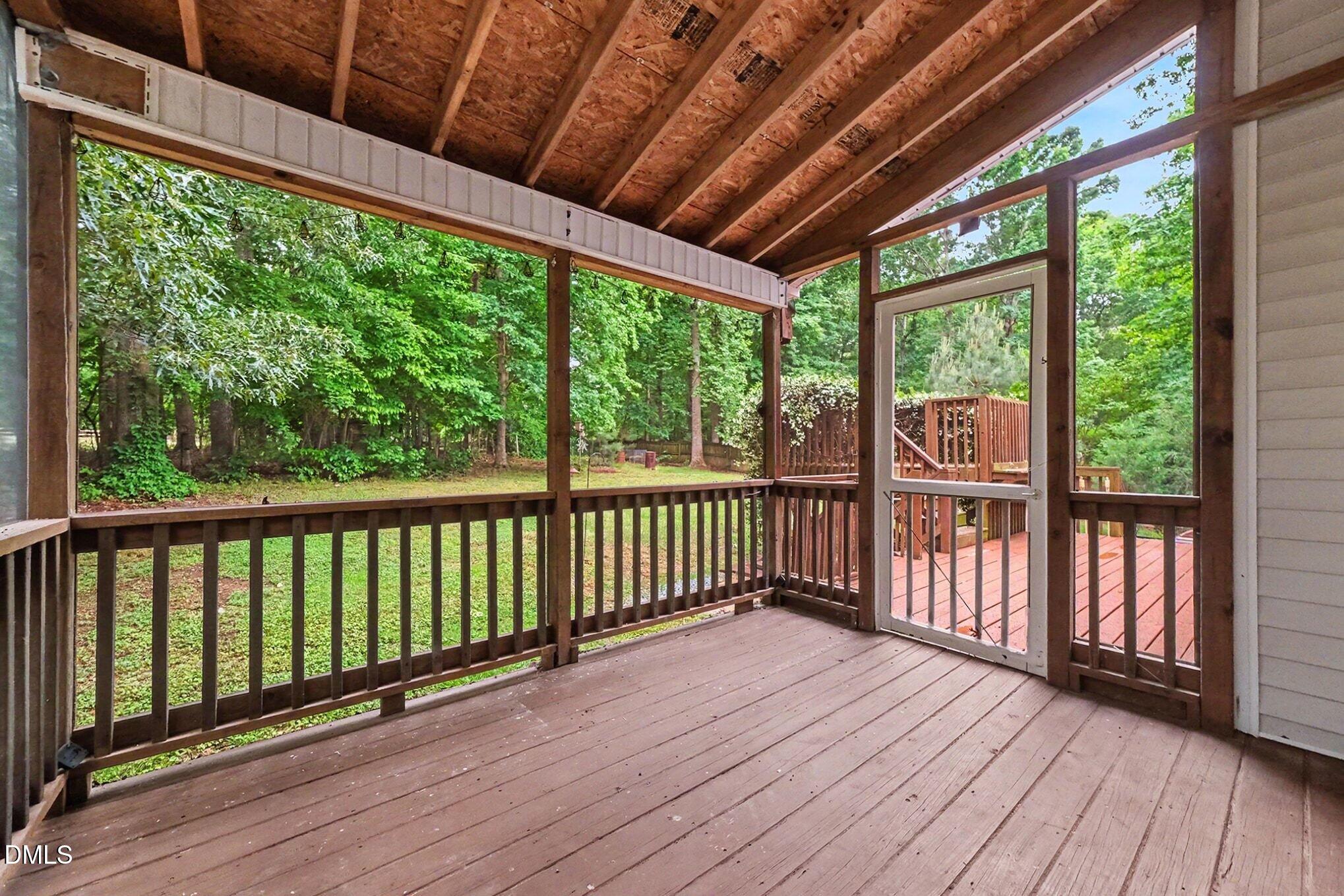 8405 Ridgebury Road Raleigh, NC 27603 - Photo 34 of 38 031_file_8111