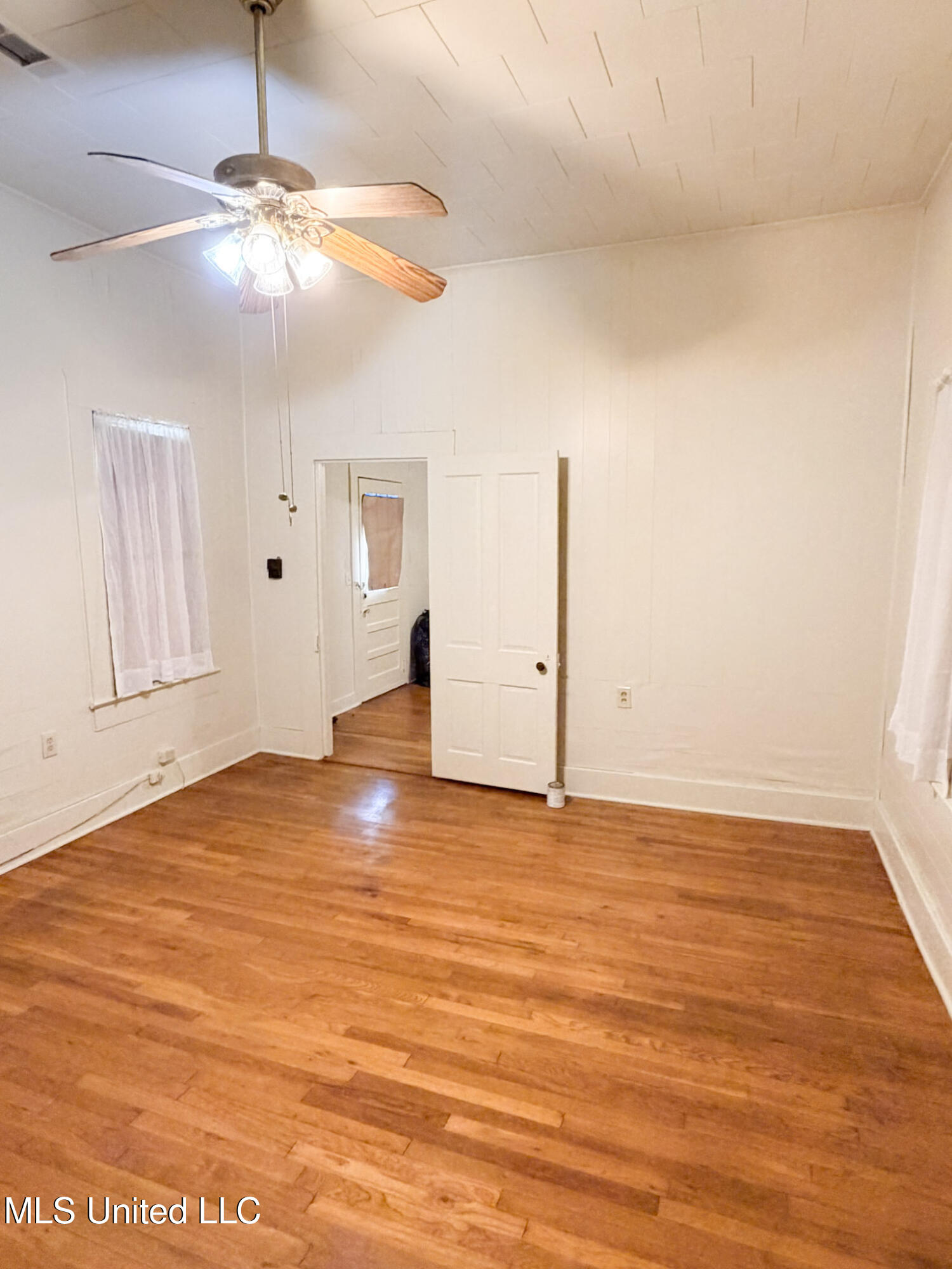 1607 North Jackson Street Brookhaven, MS 39601 - Photo 14 of 23 IMG_3413