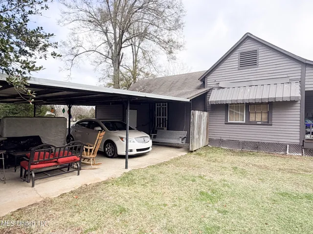 $137,400 | 1607 North Jackson Street, Brookhaven, MS 39601
