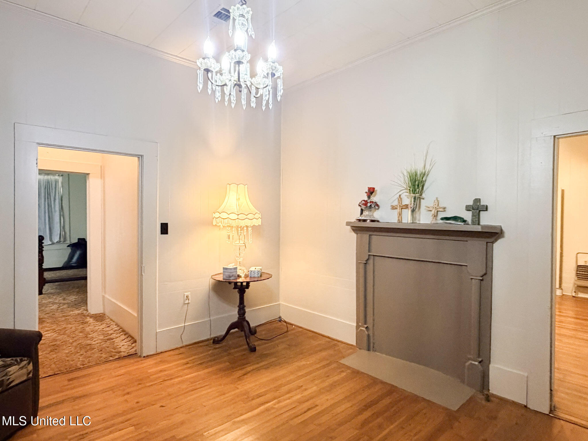 1607 North Jackson Street Brookhaven, MS 39601 - Photo 5 of 23 IMG_3421